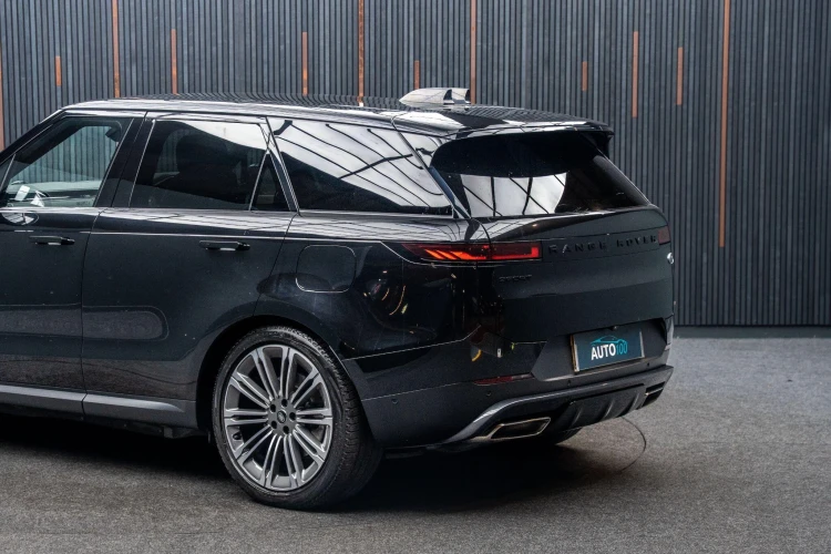 Vehicle Image 19