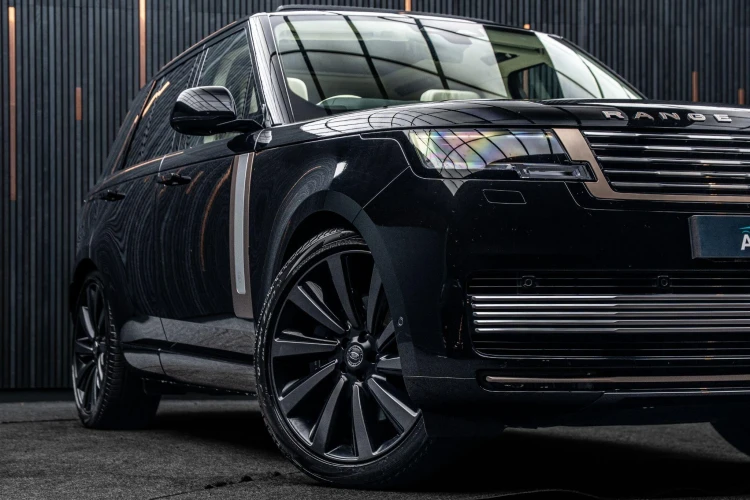 Vehicle Image 7