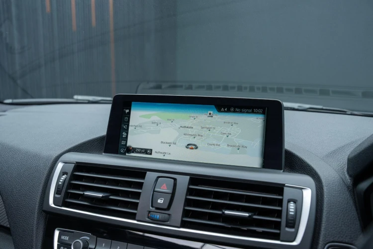 Vehicle Image 4