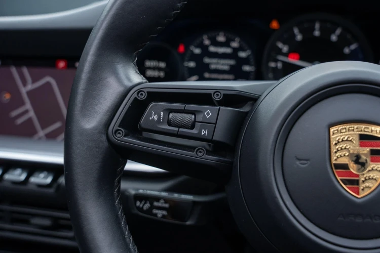Vehicle Image 24