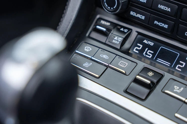 Vehicle Image 20