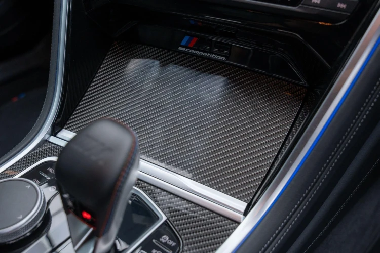Vehicle Image 30