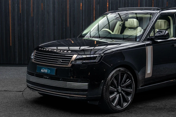Vehicle Image 9
