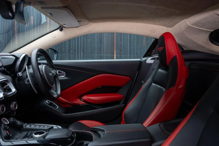 Vehicle Image 37