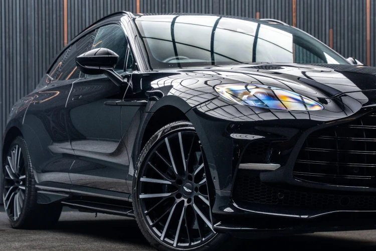 Vehicle Image 7