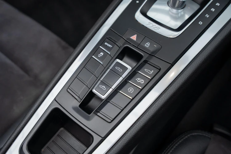 Vehicle Image 20