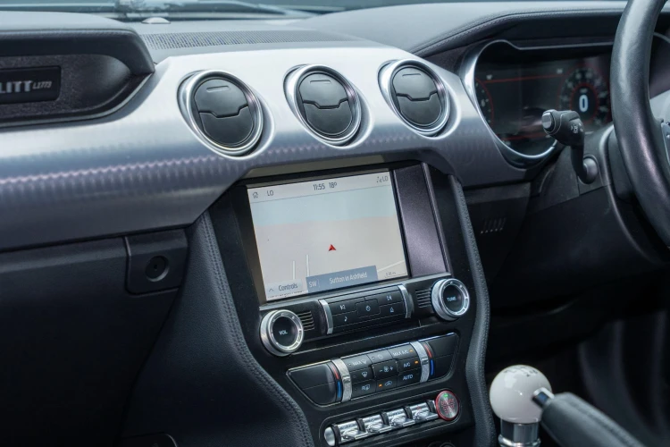 Vehicle Image 36