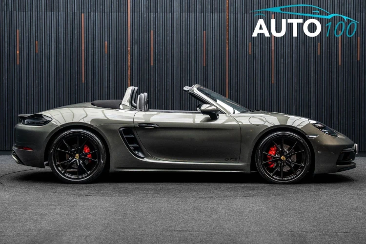 Porsche 718 Boxster Listing Image