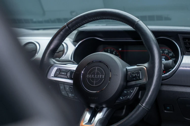 Vehicle Image 38