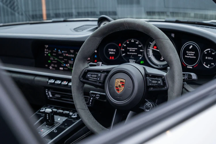 Vehicle Image 40