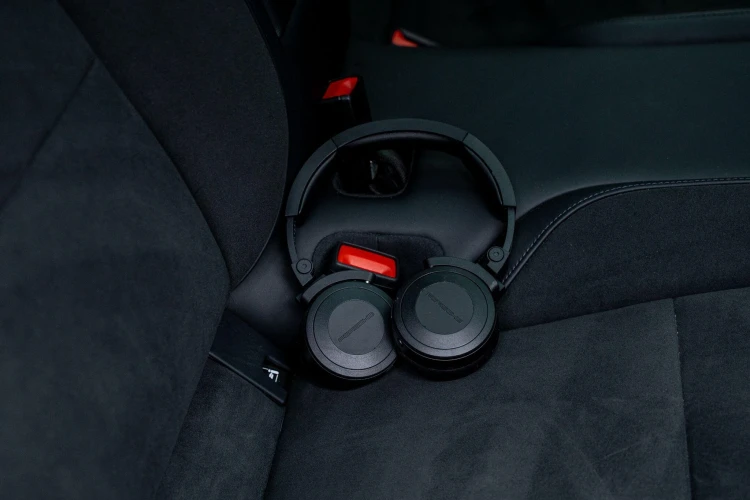 Vehicle Image 36