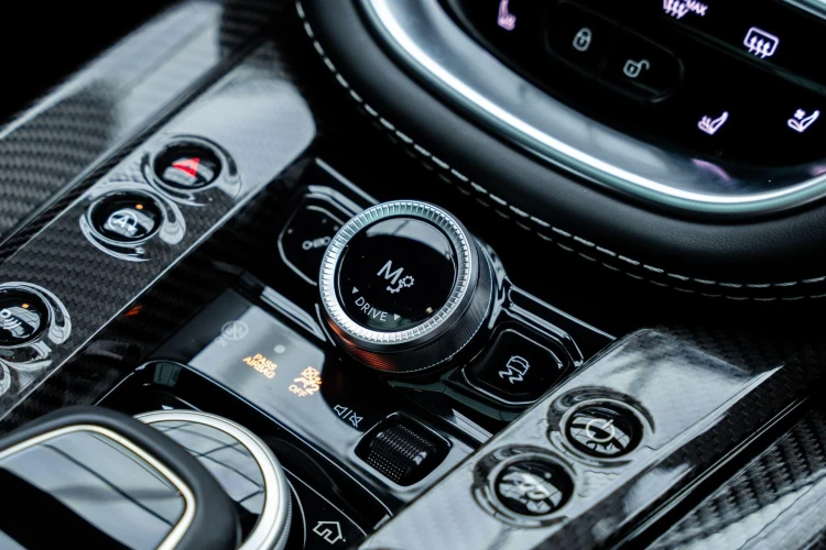 Vehicle Image 30