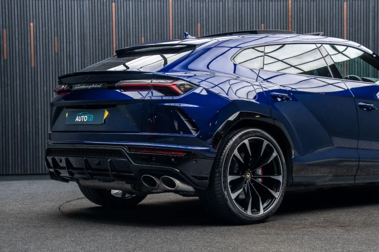 Vehicle Image 21