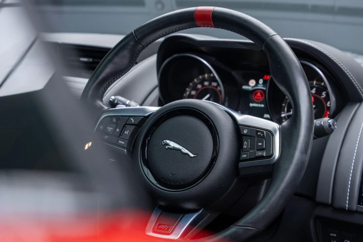 Vehicle Image 40