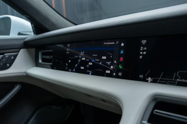 Vehicle Image 16