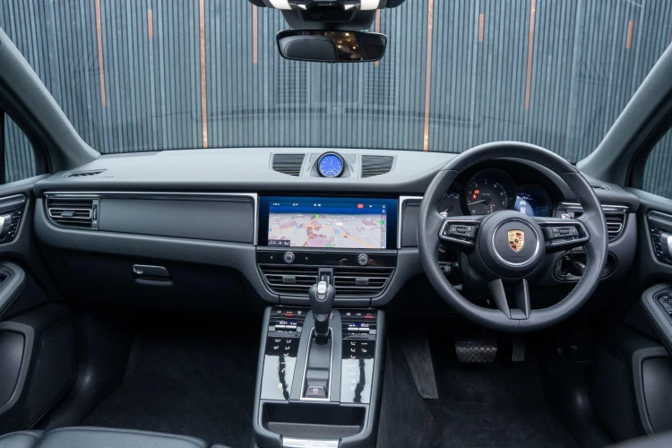 Vehicle Image 39