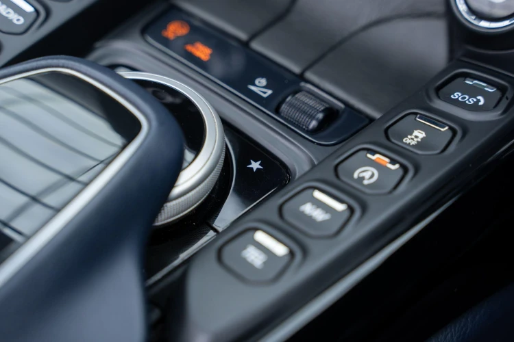 Vehicle Image 20