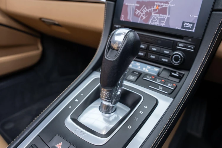 Vehicle Image 30