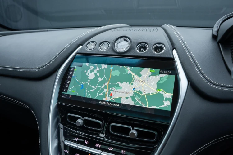 Vehicle Image 10