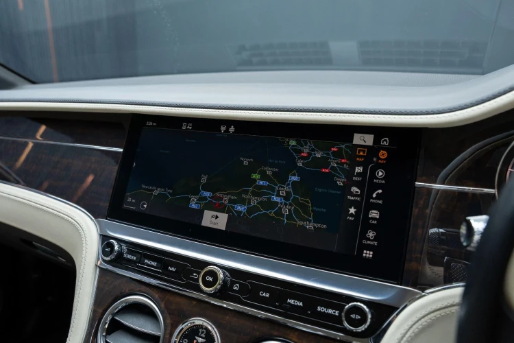 Vehicle Image 10