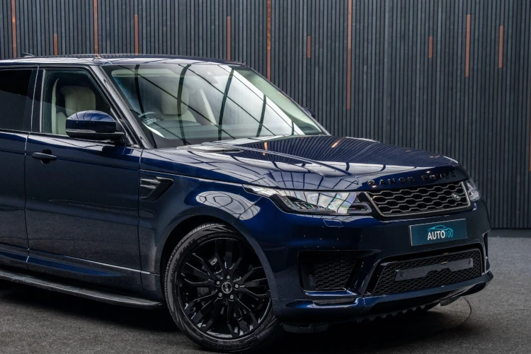 Vehicle Image 9