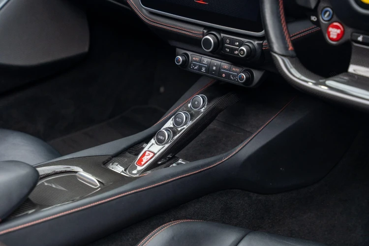Vehicle Image 18