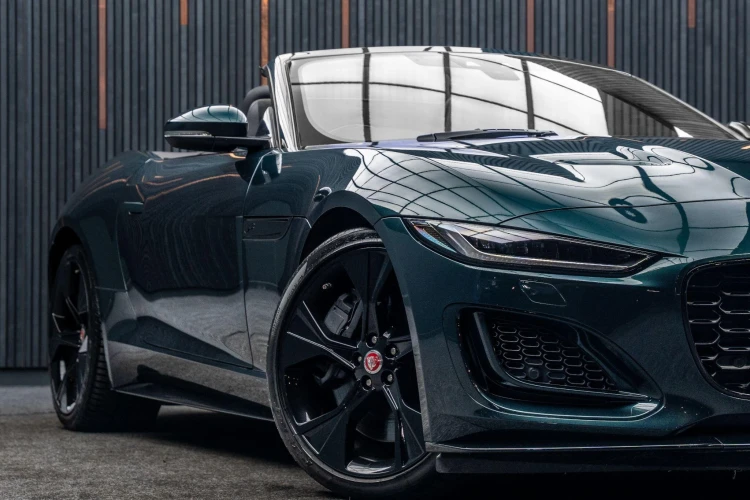 Vehicle Image 7