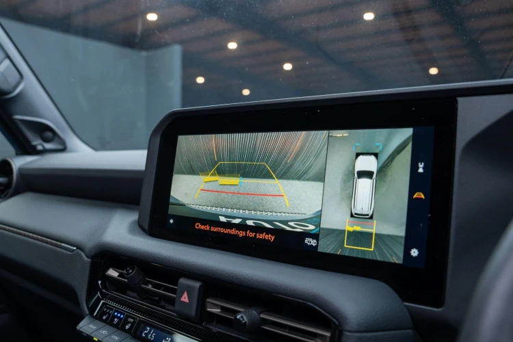 Vehicle Image 8