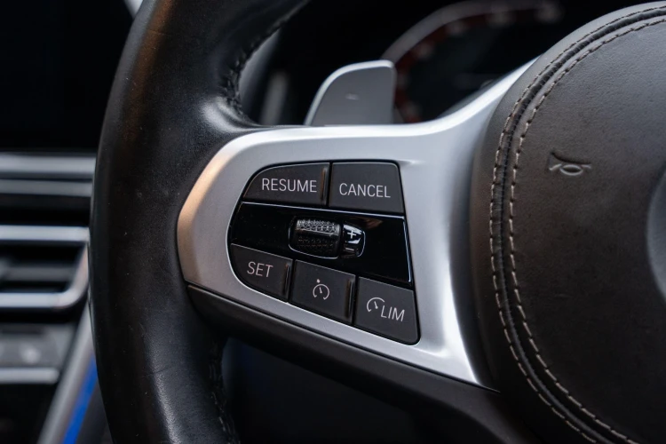 Vehicle Image 35
