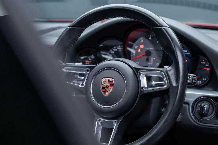 Vehicle Image 35