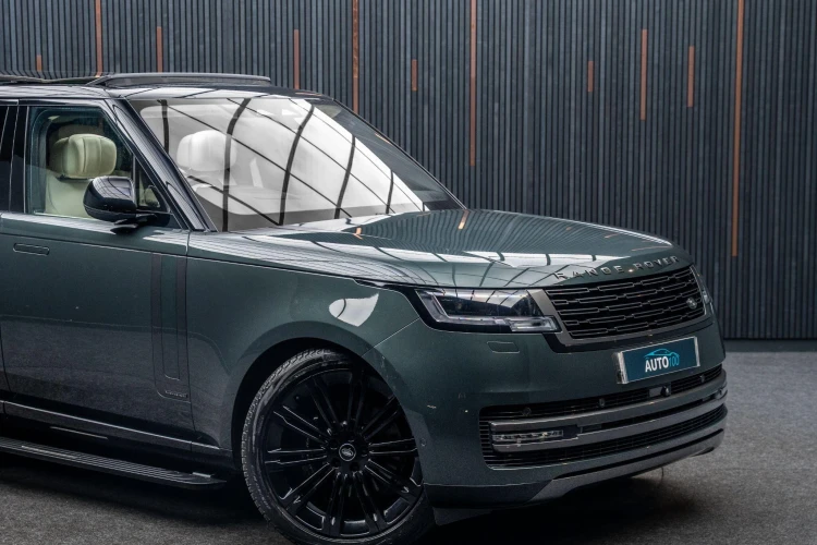 Vehicle Image 9