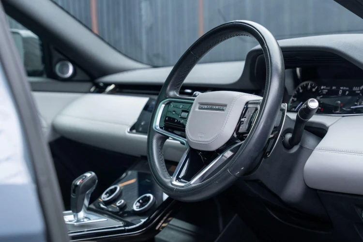 Vehicle Image 20