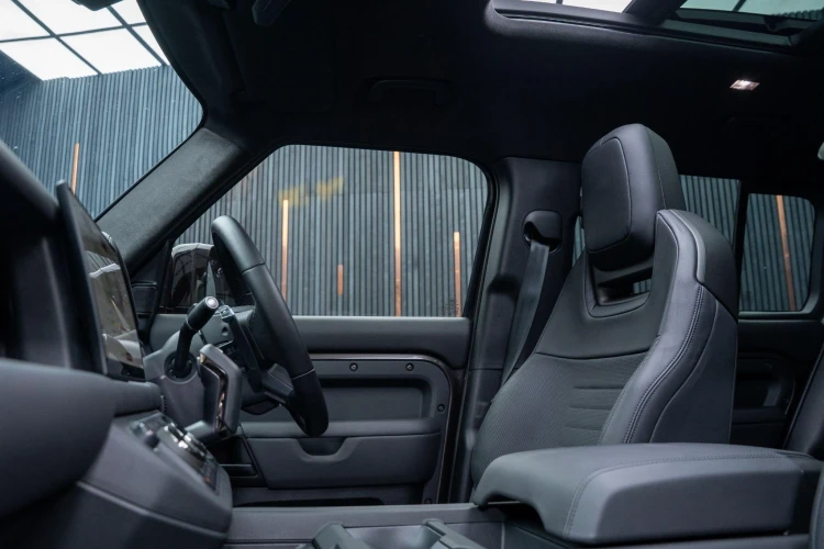 Vehicle Image 45
