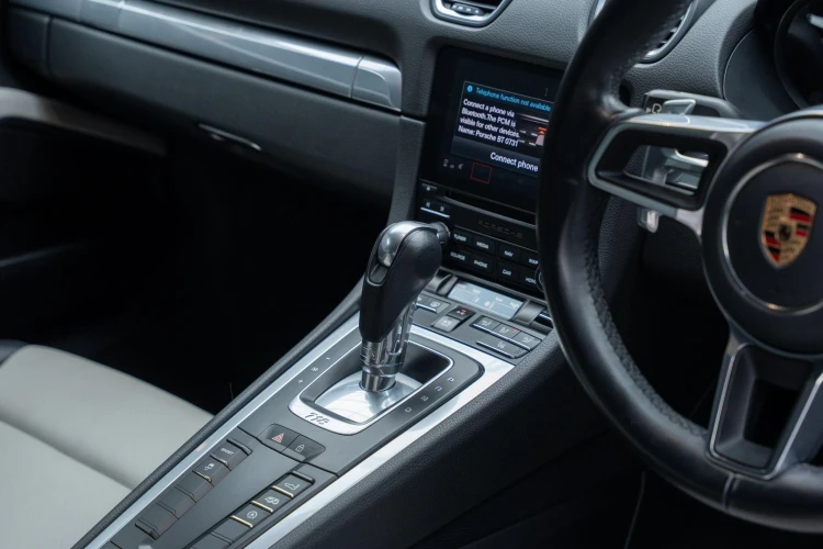 Vehicle Image 20