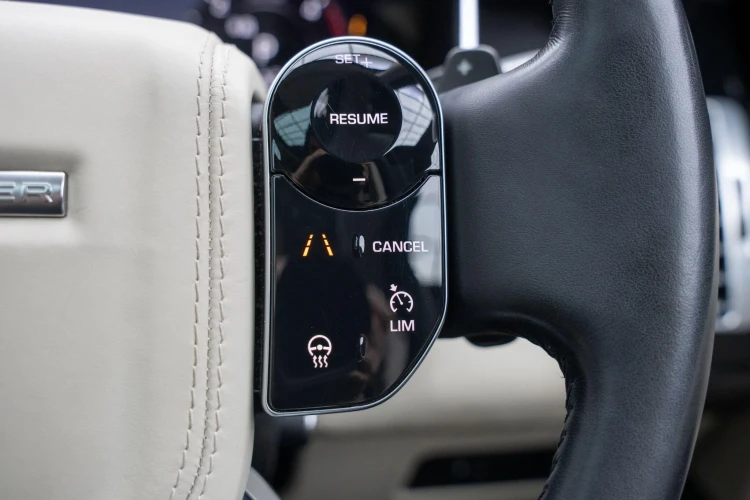 Vehicle Image 26