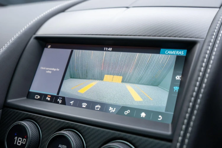 Vehicle Image 10
