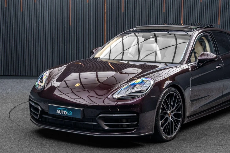 Vehicle Image 5