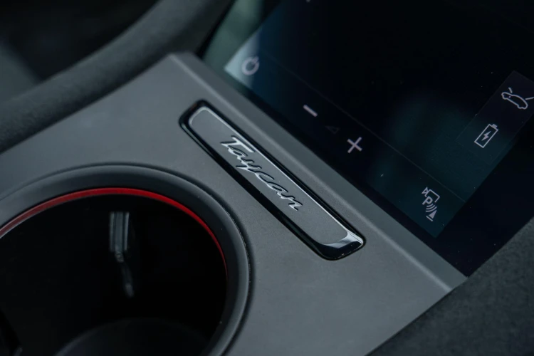 Vehicle Image 33