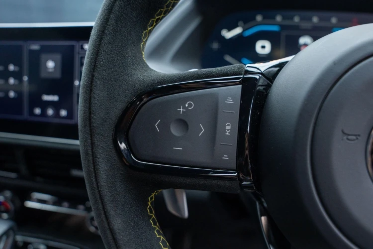 Vehicle Image 20