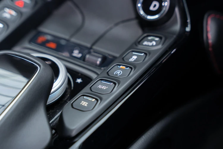 Vehicle Image 18