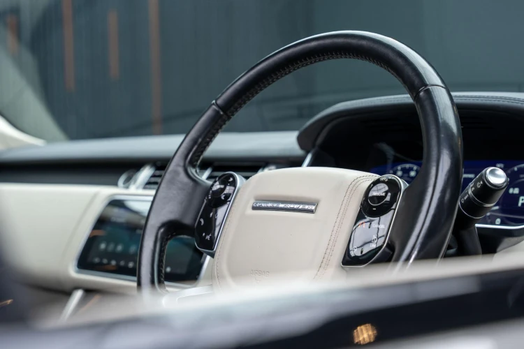 Vehicle Image 36