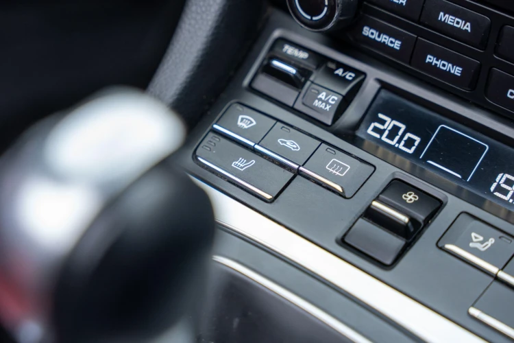 Vehicle Image 20