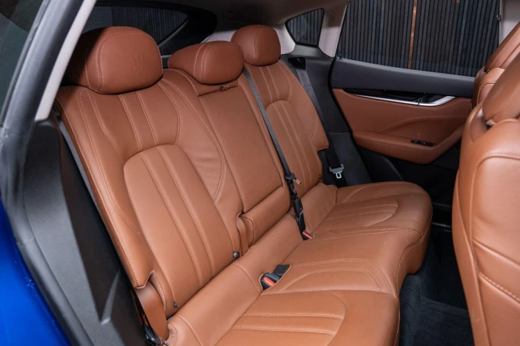 Vehicle Image 14