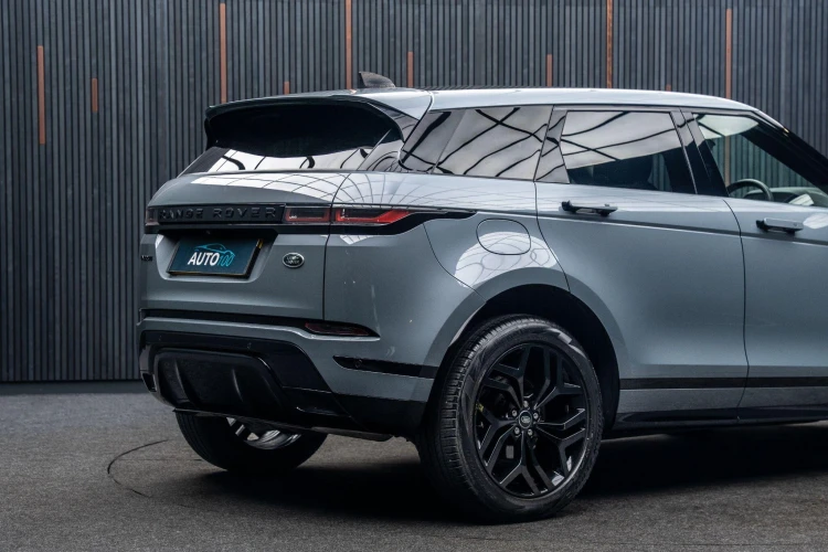 Vehicle Image 21