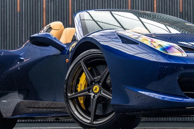 Vehicle Image 11