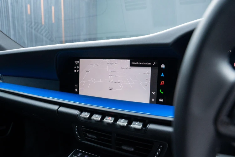 Vehicle Image 10