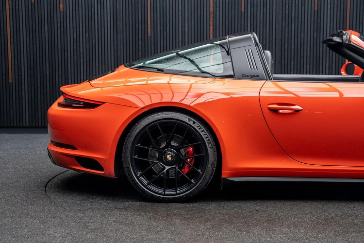 Vehicle Image 20