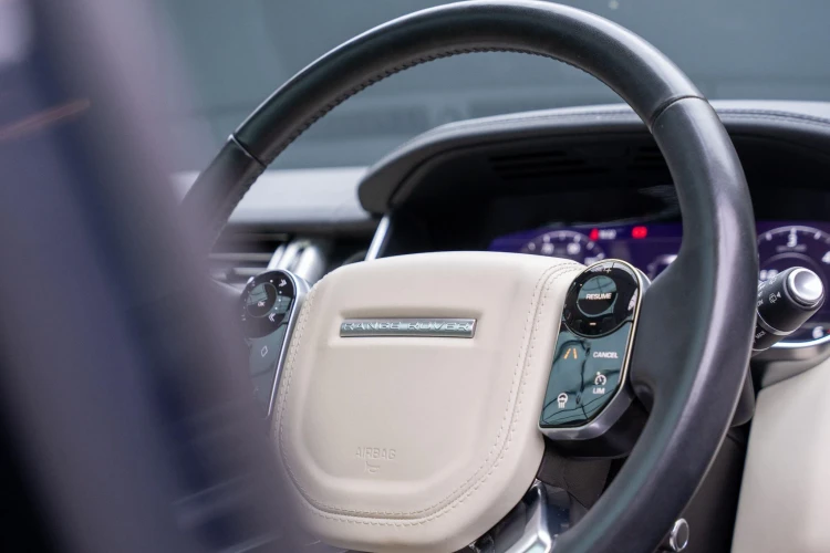 Vehicle Image 36
