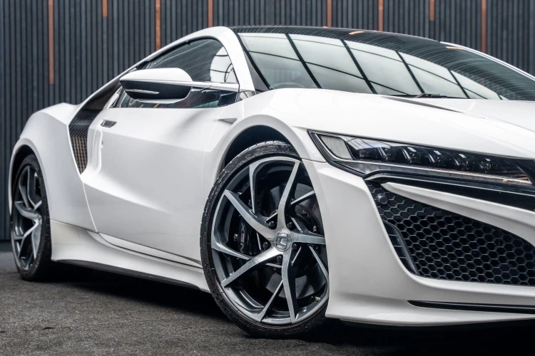 Vehicle Image 8