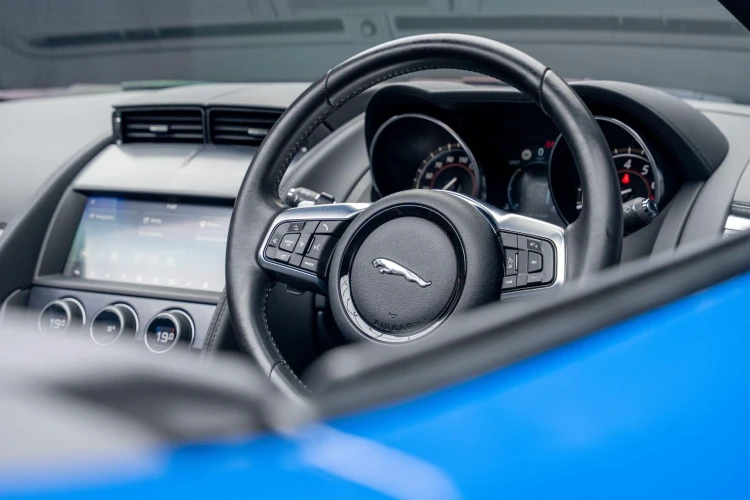 Vehicle Image 40